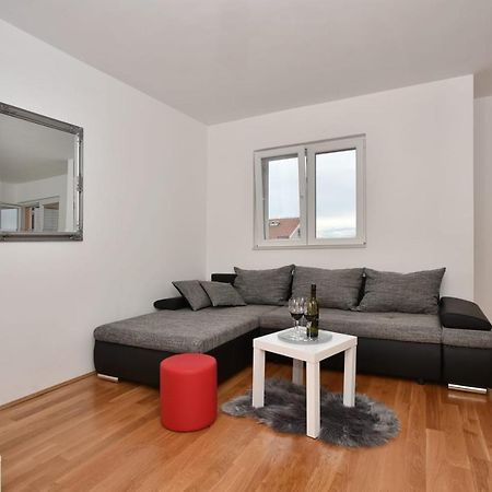 מאקרסקה Apartment Anna A2+2 מראה חיצוני תמונה